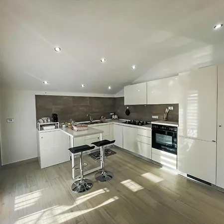 Vista Majella By Interhome Apartament