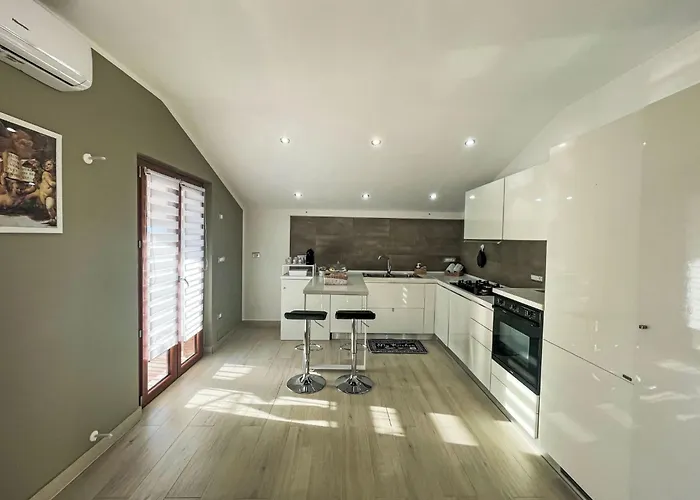 Vista Majella By Interhome *